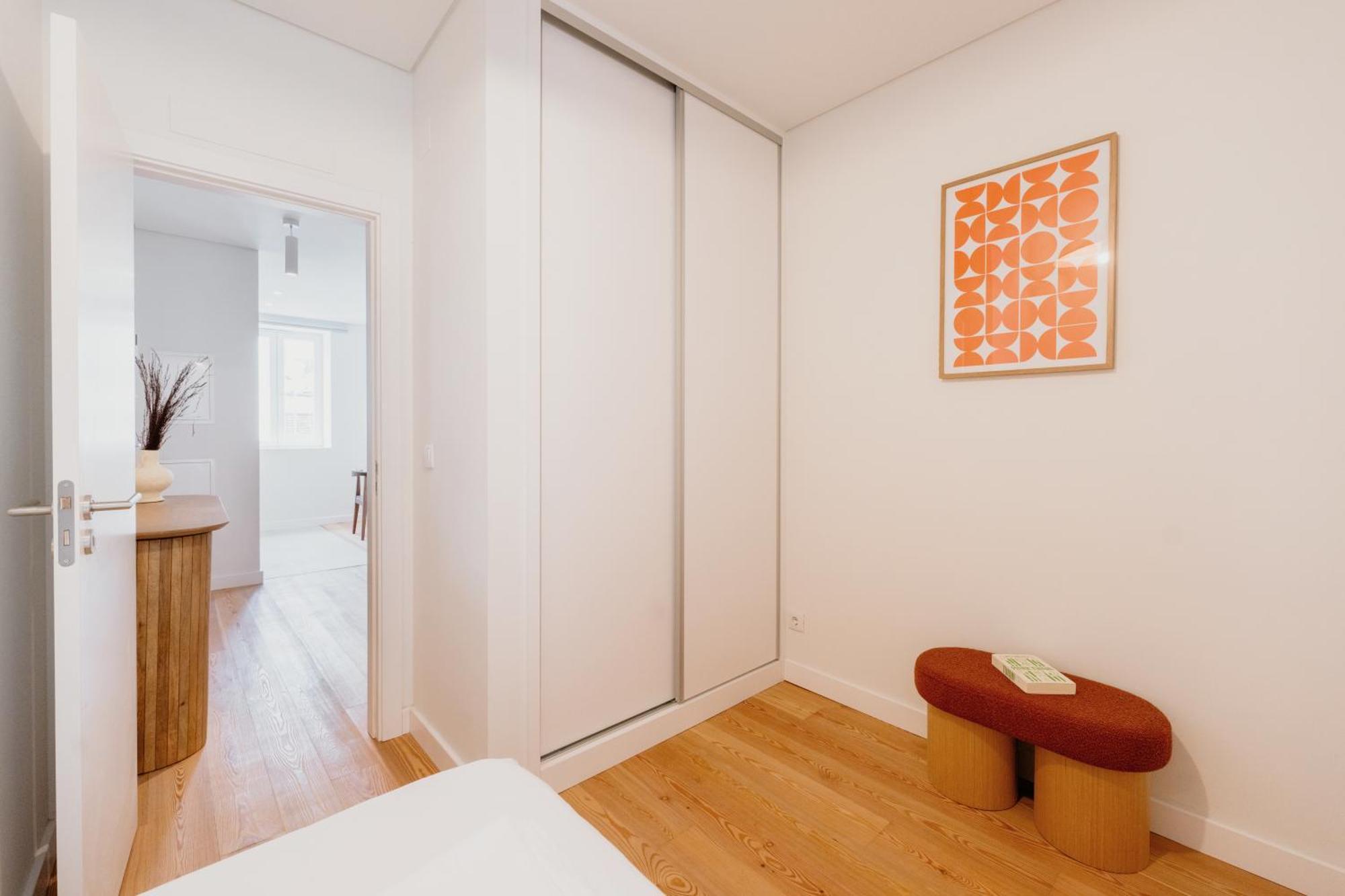 Orange House - Modern Two-bedroom Rc D * Lisbon